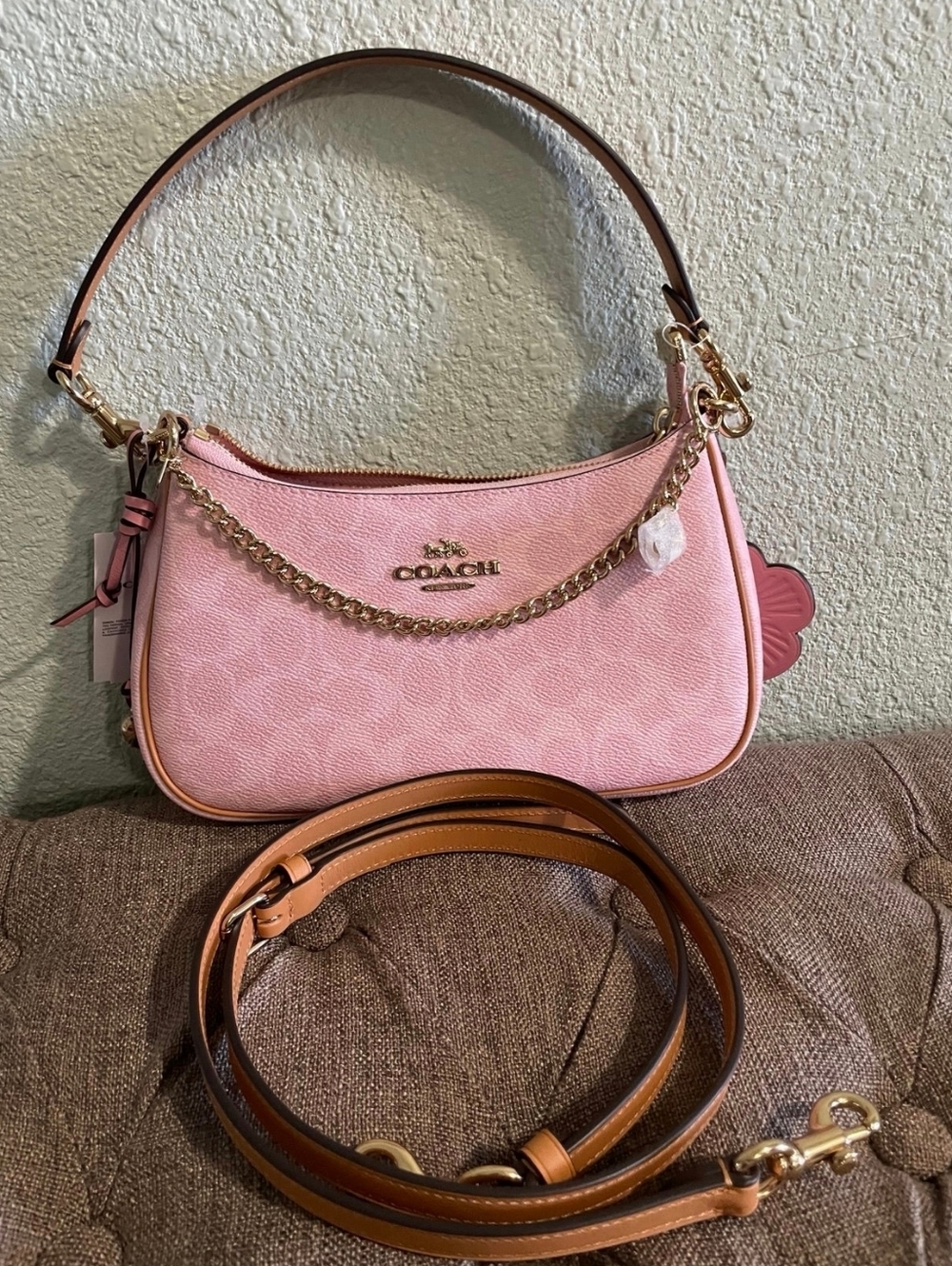 COACH TERI SHOULDER BAG IN SIGNATURE CANVAS CEA20 POWDER PINK - NWT! - Picture 7 of 8